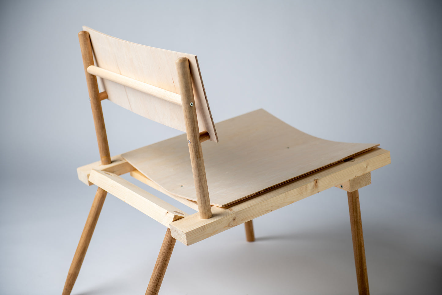 "Doe het Zelf" Lounge chair SHOW MODEL