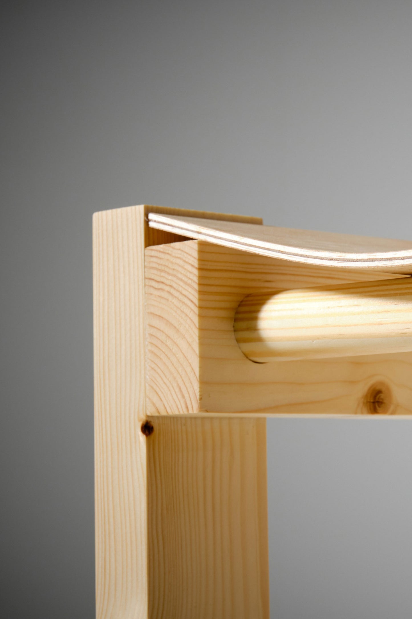 "Doe Het Zelf" Stool