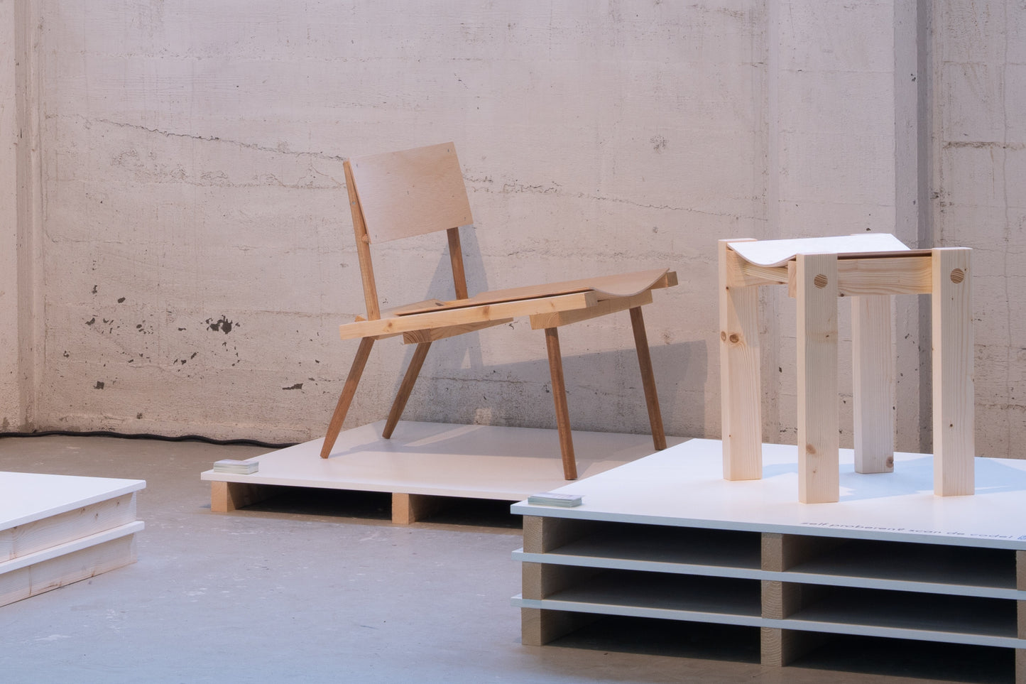 "Doe het Zelf" Lounge chair SHOW MODEL