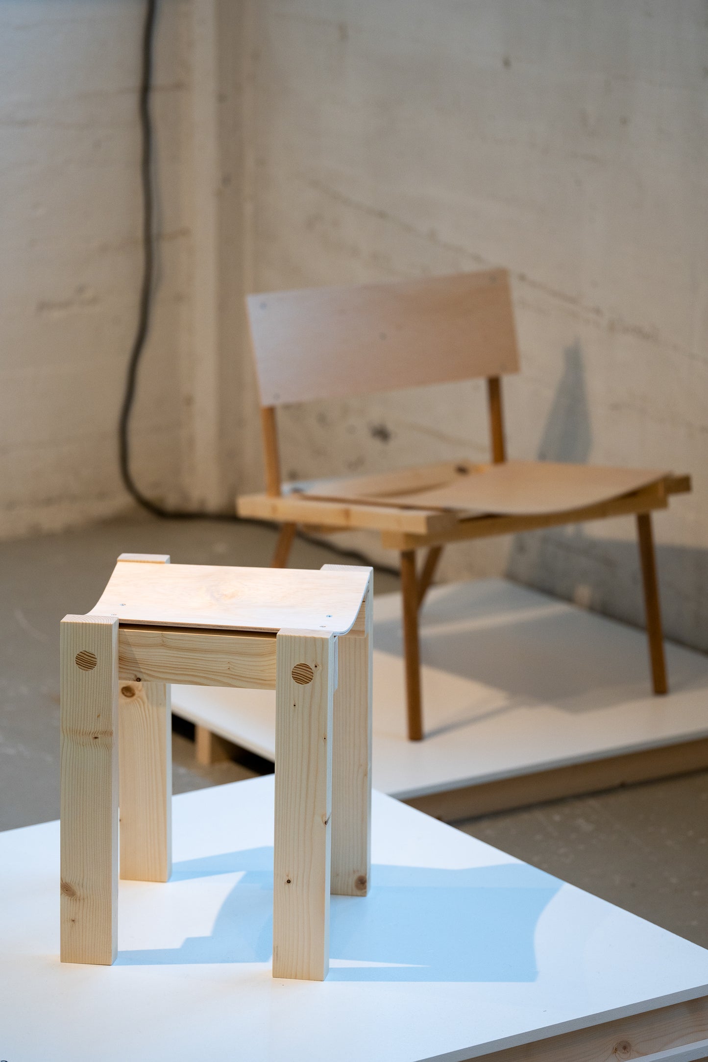 "Doe Het Zelf" Stool SHOW MODEL